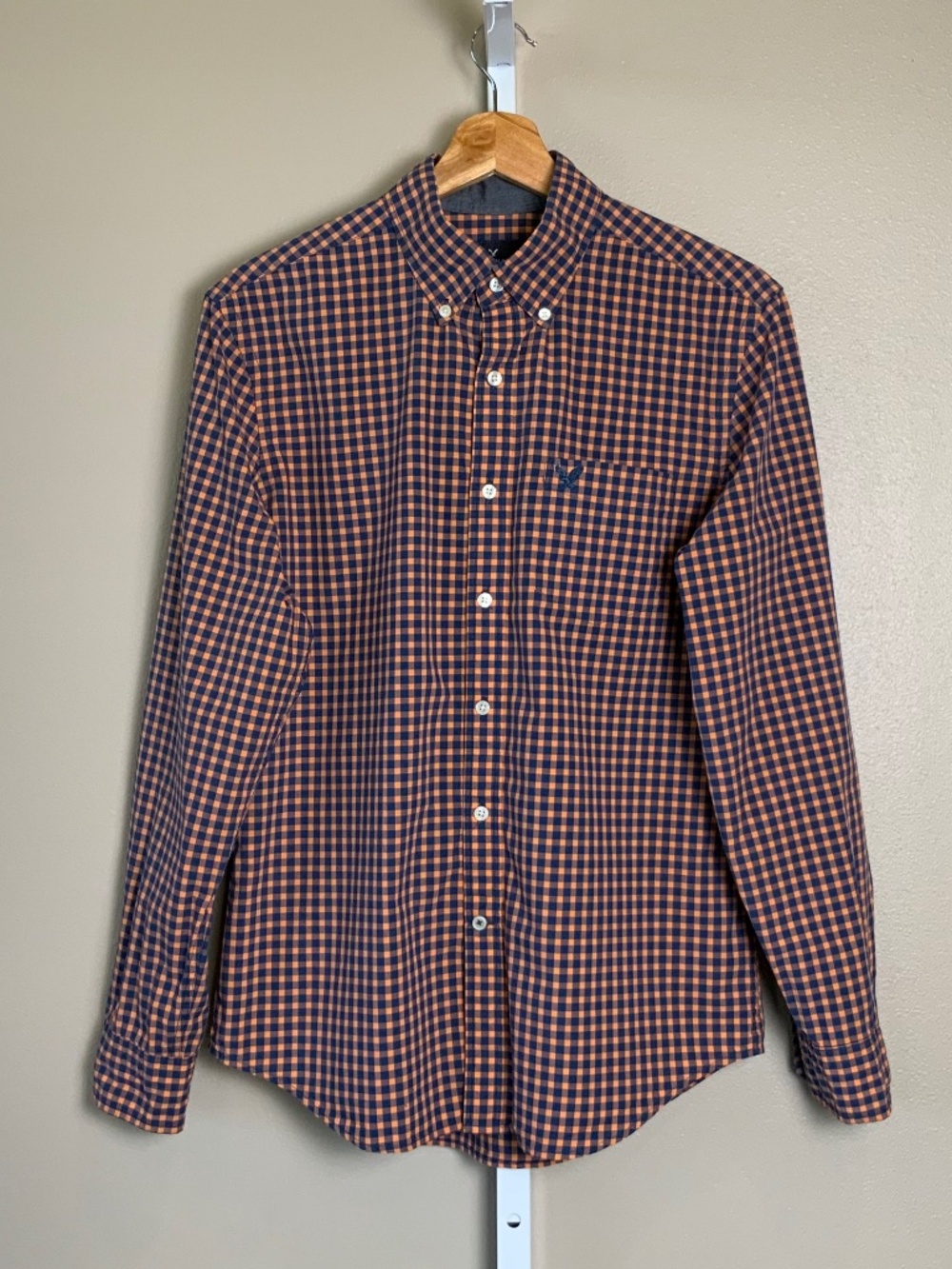 American Eagle Outfitters Classic Fit Plaid Gingham Button Down Oxford Shirt